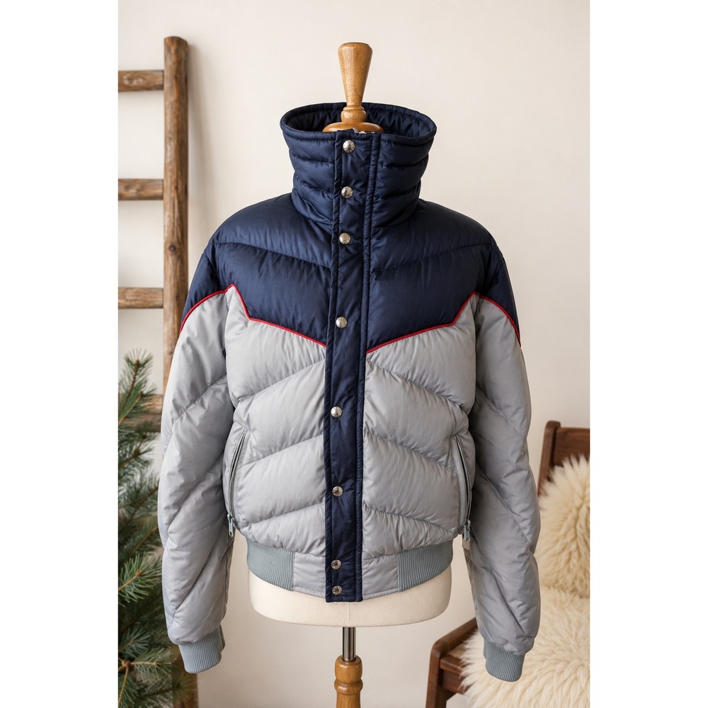 Vintage 80s Pioneer Retro Ski Wear Jones Puffer Jacket Canada Cropped Ski Coat